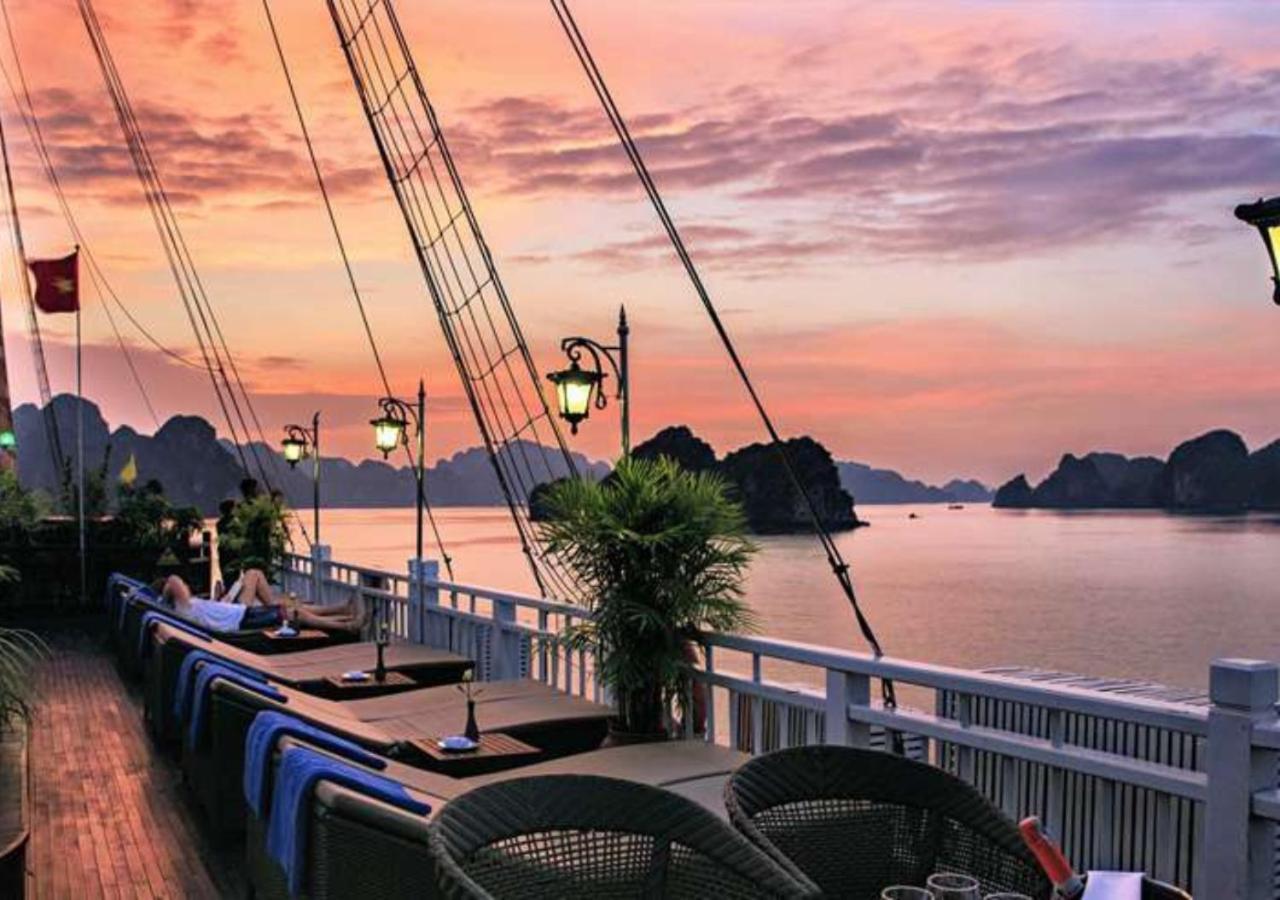 Hotel Arcady Boutique Cruise Ha Long Esterno foto