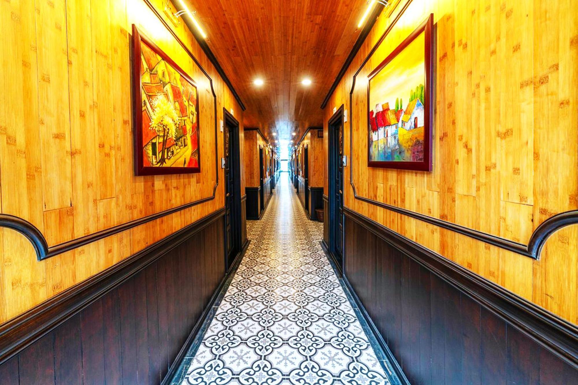 Hotel Arcady Boutique Cruise Ha Long Esterno foto