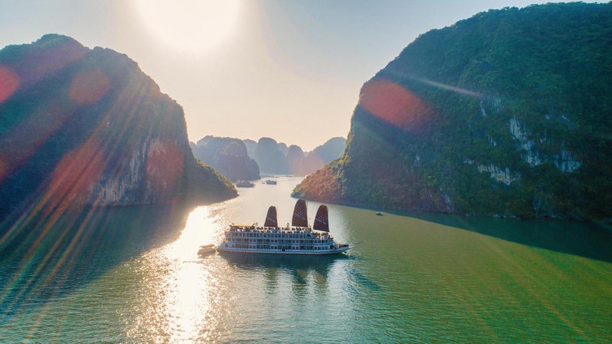 Hotel Arcady Boutique Cruise Ha Long Esterno foto