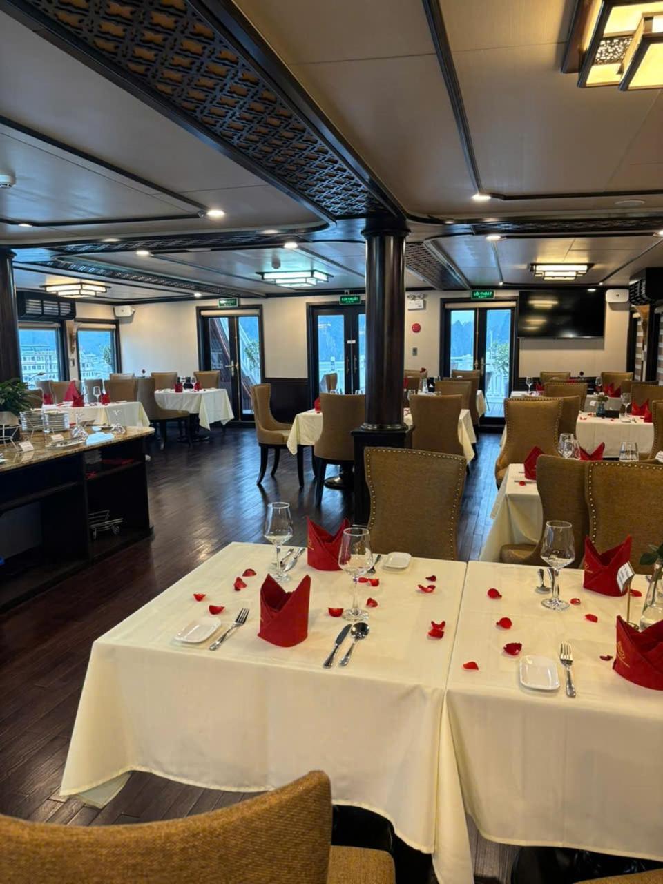 Hotel Arcady Boutique Cruise Ha Long Esterno foto