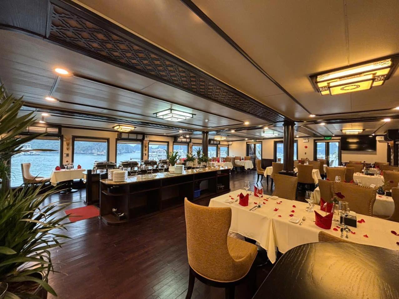Hotel Arcady Boutique Cruise Ha Long Esterno foto
